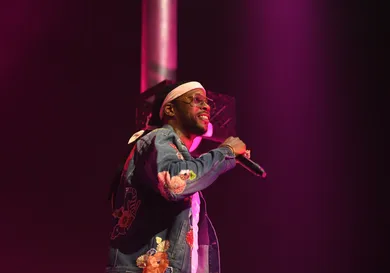 Paras Griffin/Getty Images