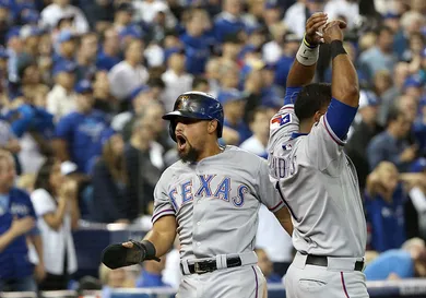 Tom Szczerbowski/Getty Images