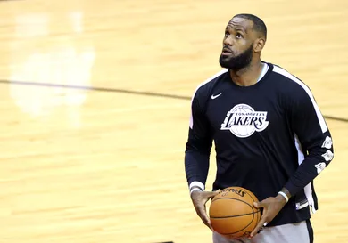 Carmen Mandato/Getty Images