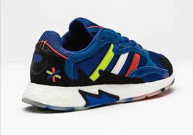 Image Via Foot Locker