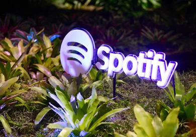 Timothy Hiatt / Getty Images