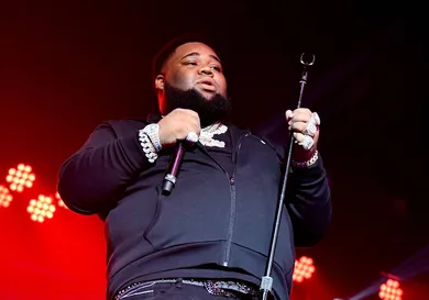 Paras Griffin / Getty Images