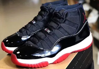 Image via zSneakerHeadz