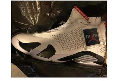 Image Via Julio_Morales022