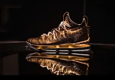 Image Via <a href='https://www.instagram.com/theshoesurgeon/?hl=en' rel="nofollow noopener" target='_blank'>TheShoeSurgeon</a>