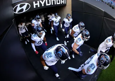 Carmen Mandato / Getty Images