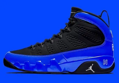 Image via zSneakerHeadz