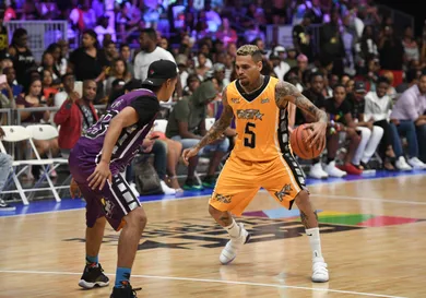 Paras Griffin / Getty Images