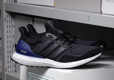 Image Via <a href='https://sneakernews.com/2018/11/15/adidas-ultra-boost-b27271-release-date/' rel="nofollow noopener" target='_blank'>SneakerNews</a>