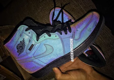 Image via kickwhoshow