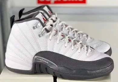 Image via zSneakerHeadz