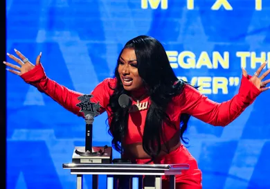 Carmen Mandato/Getty Images