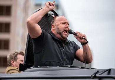 Sergio Flores / Getty Images