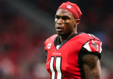 Carmen Mandato / Getty Images