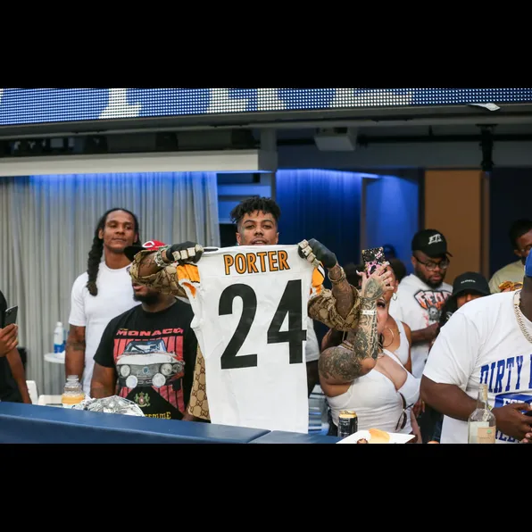 Blueface Works With Jaidyn Alexis In The Studio: Watch