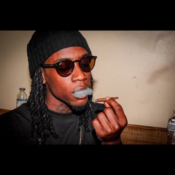 Simmie Rsa Singer Stream Yung Simmie's New Mixtape