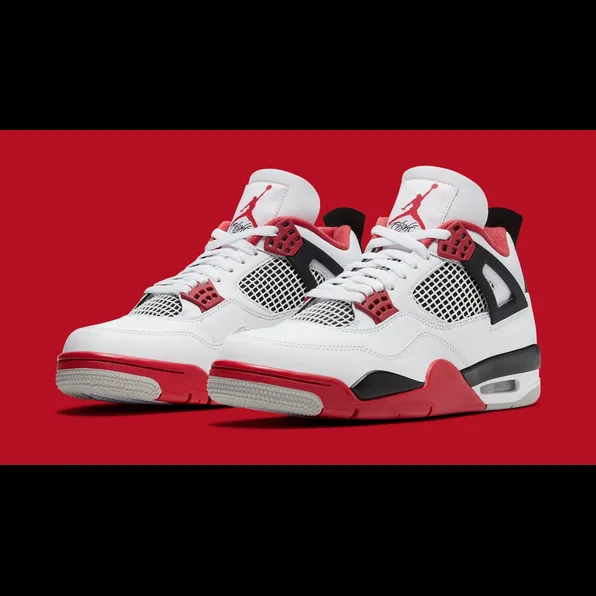Air Jordan 4 