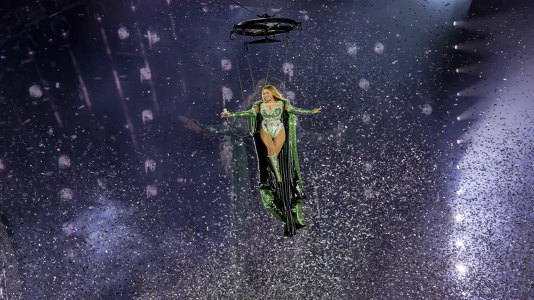 Beyonce Drops Exclusive New Tour Merch With Amazon