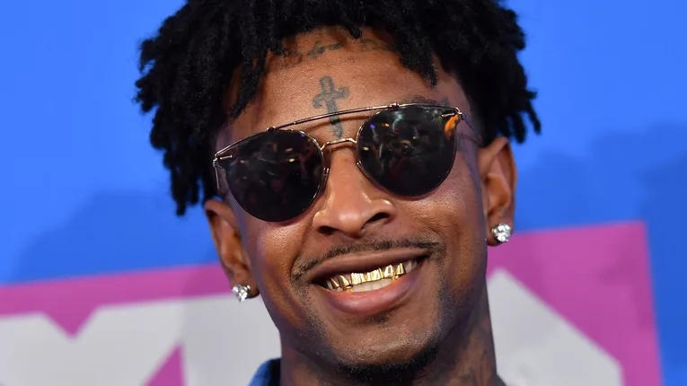 Salvage Rapper 21 Savage Is Officially A U.S. Resident, Announces Return To London ...