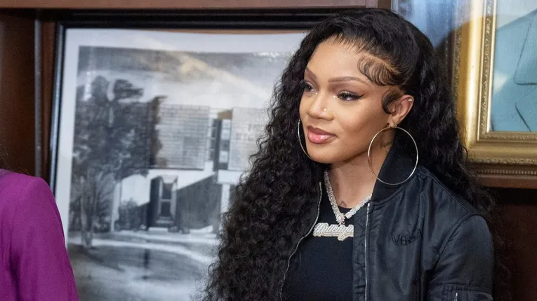 Glorilla House Rapper GloRilla Leaves Fans In Shock With Throwback Picture That Shows Off Her ...