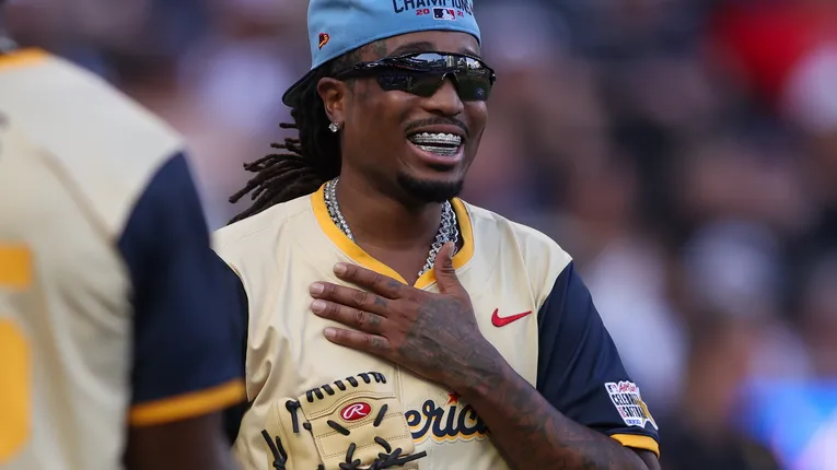Young Thug Sends Loving Message To Quavo After Jail Call Leak