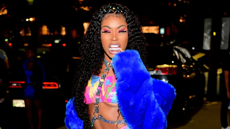 Asian Doll Trashes Her Hometown While Declaring Her Appreciation For ...