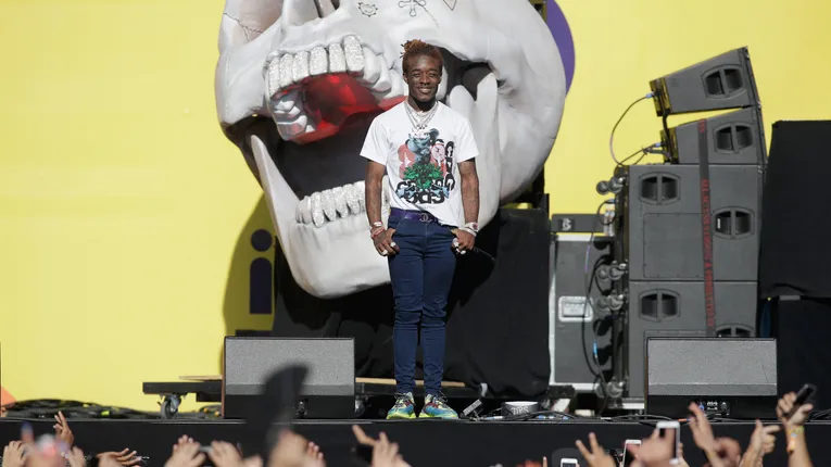 Blueface Gets Booed On Stage At Lil Uzi Vert Concert