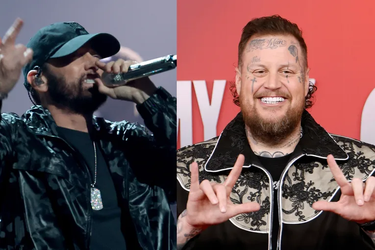 امینم با آهنگ «Lose Yourself» همراه جلی رول، دیترویت را به وجد آورد.