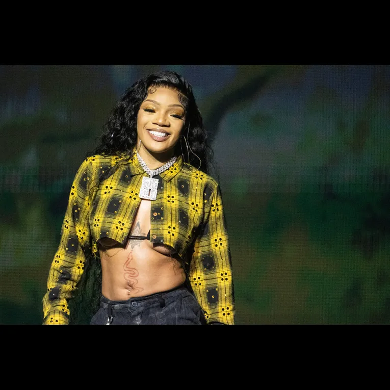 GloRilla Named Billboard's Top Female Rapper Of 2024, Sparking Social ...