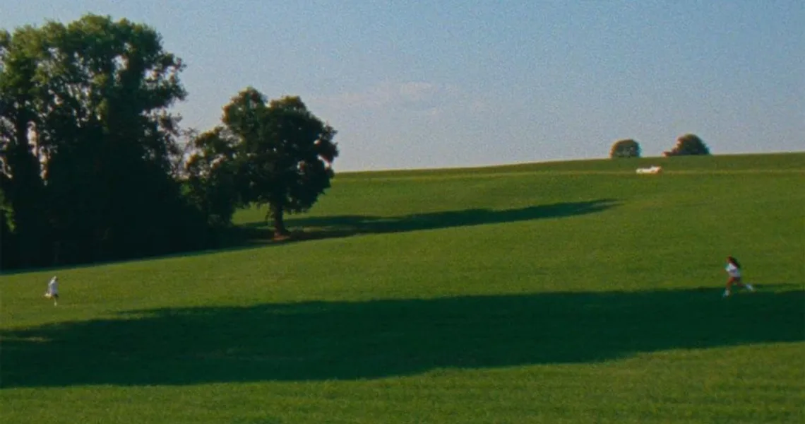 Sza Justin Bieber Link Up For Acoustic Version Of Snooze