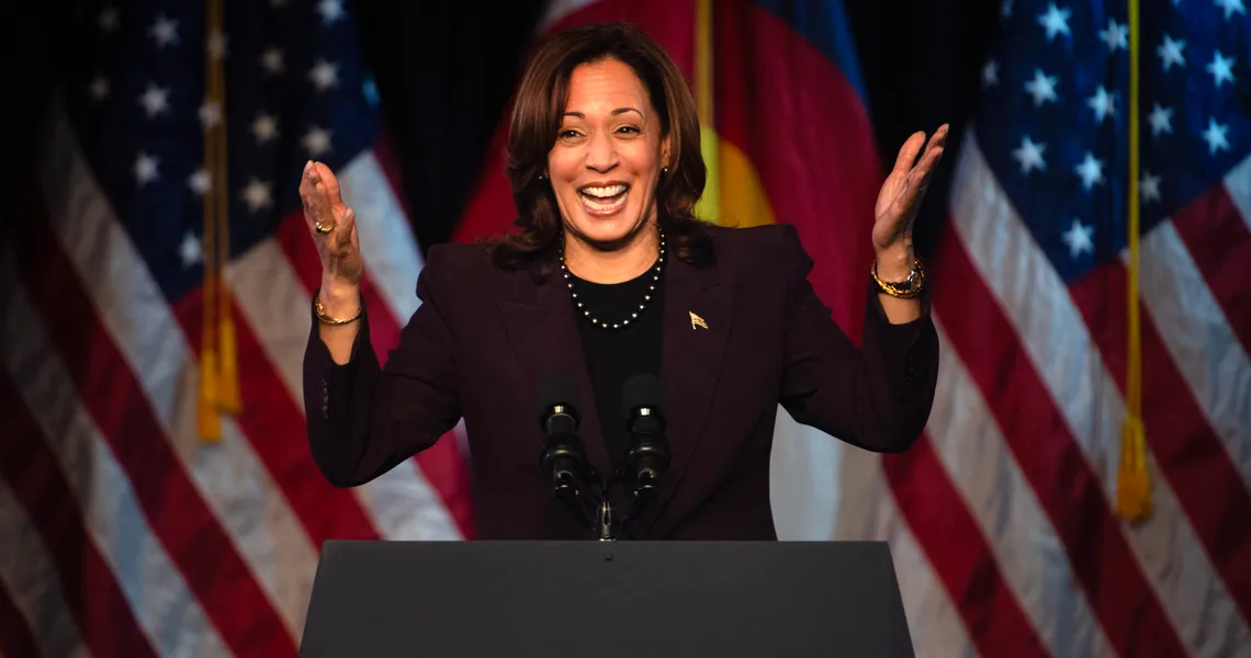 Old Footage Of Kamala Harris And Montel Williams Resurfaces