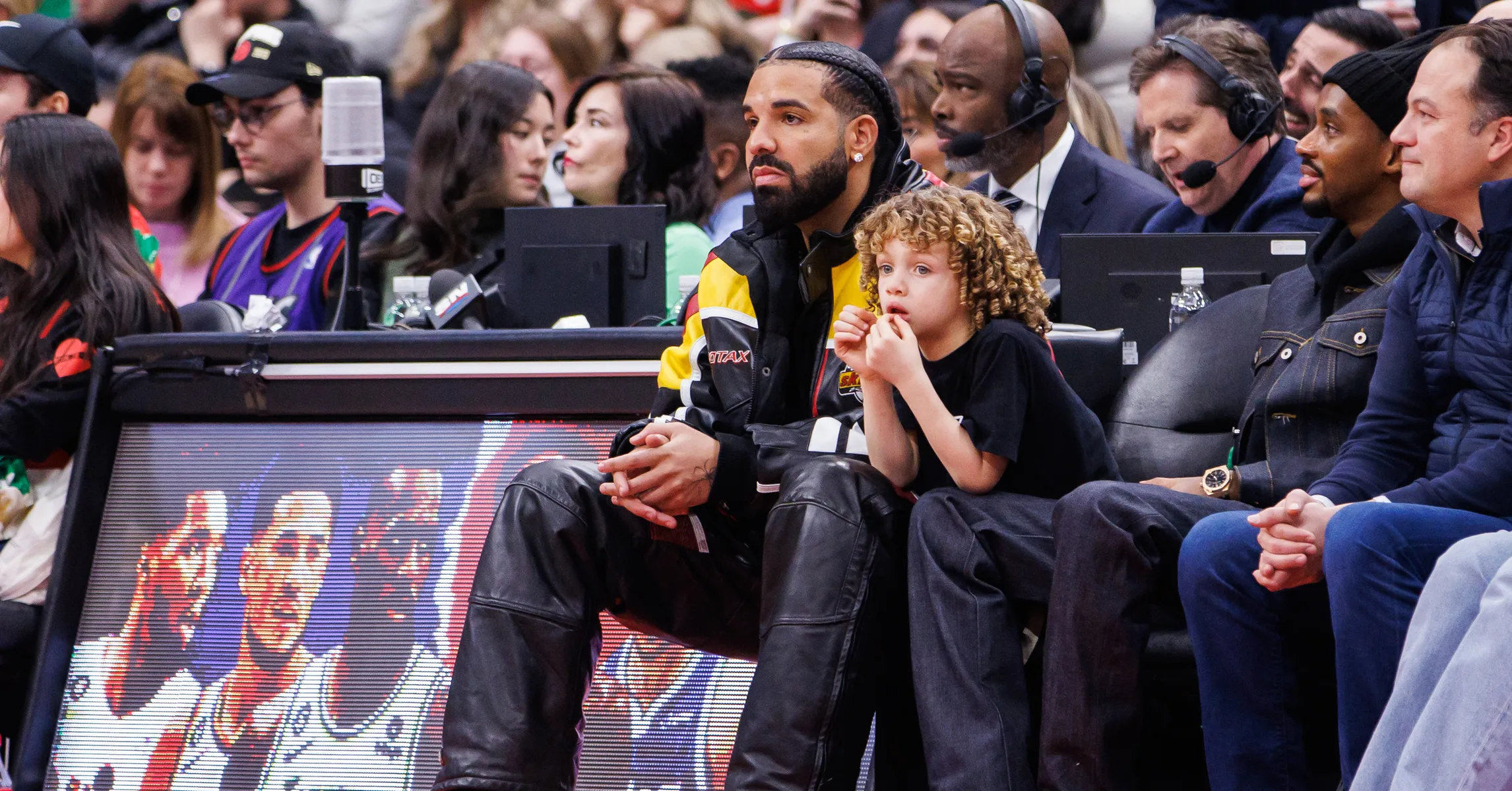 Drake & Adonis Have A Blast At The Raptors Game