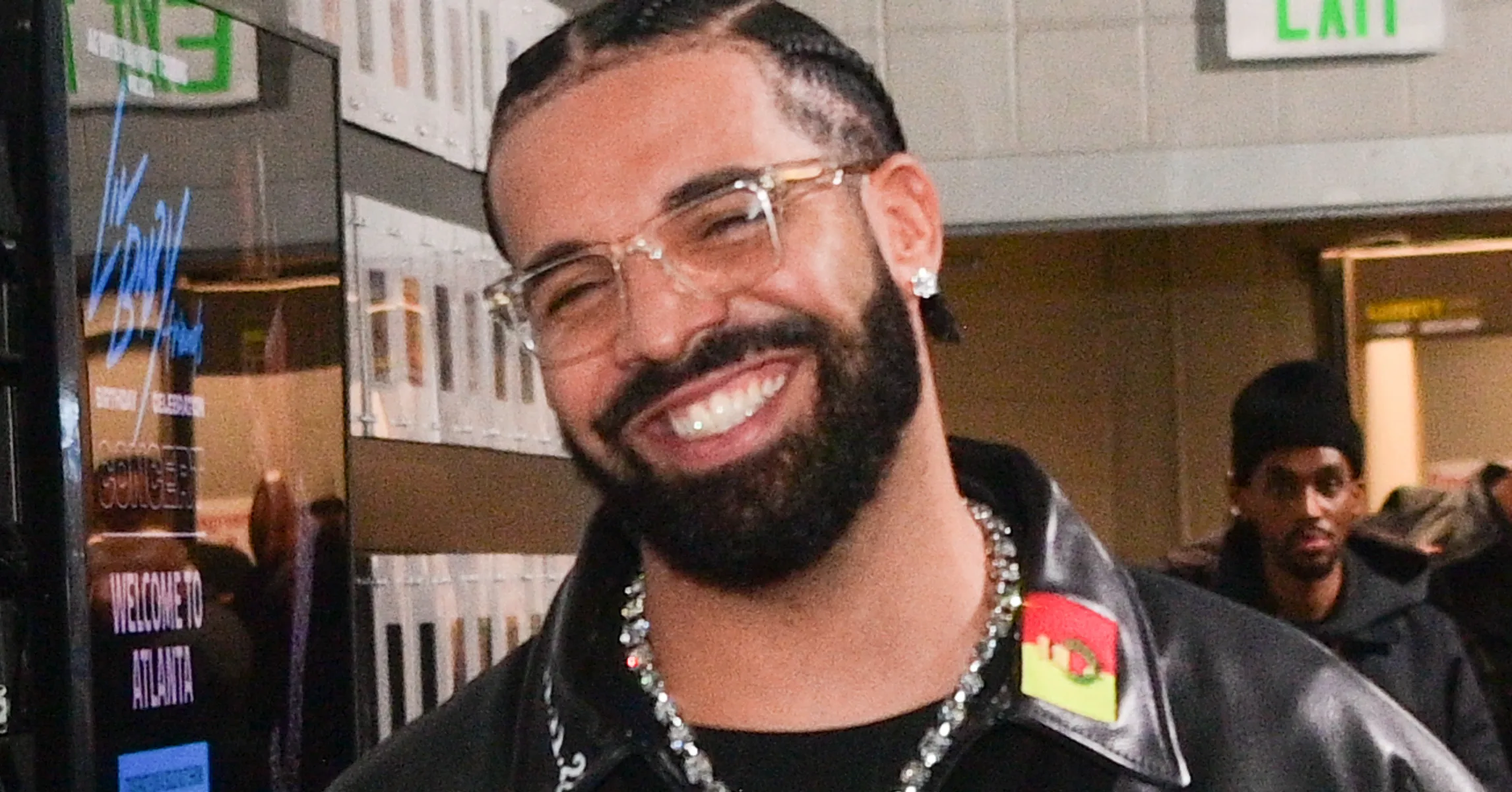 Drake (musician) visual data 8