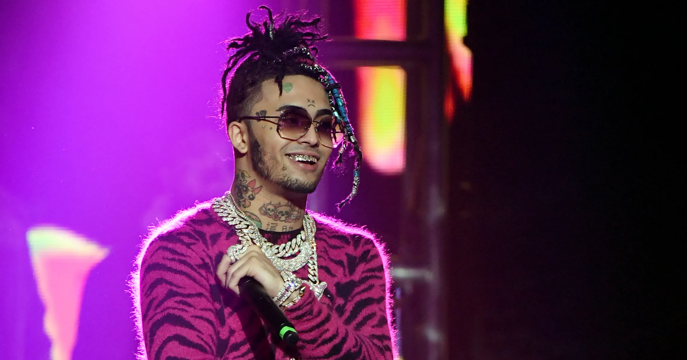 Lil Pump Trips Out After Downing Shrooms On A Plane