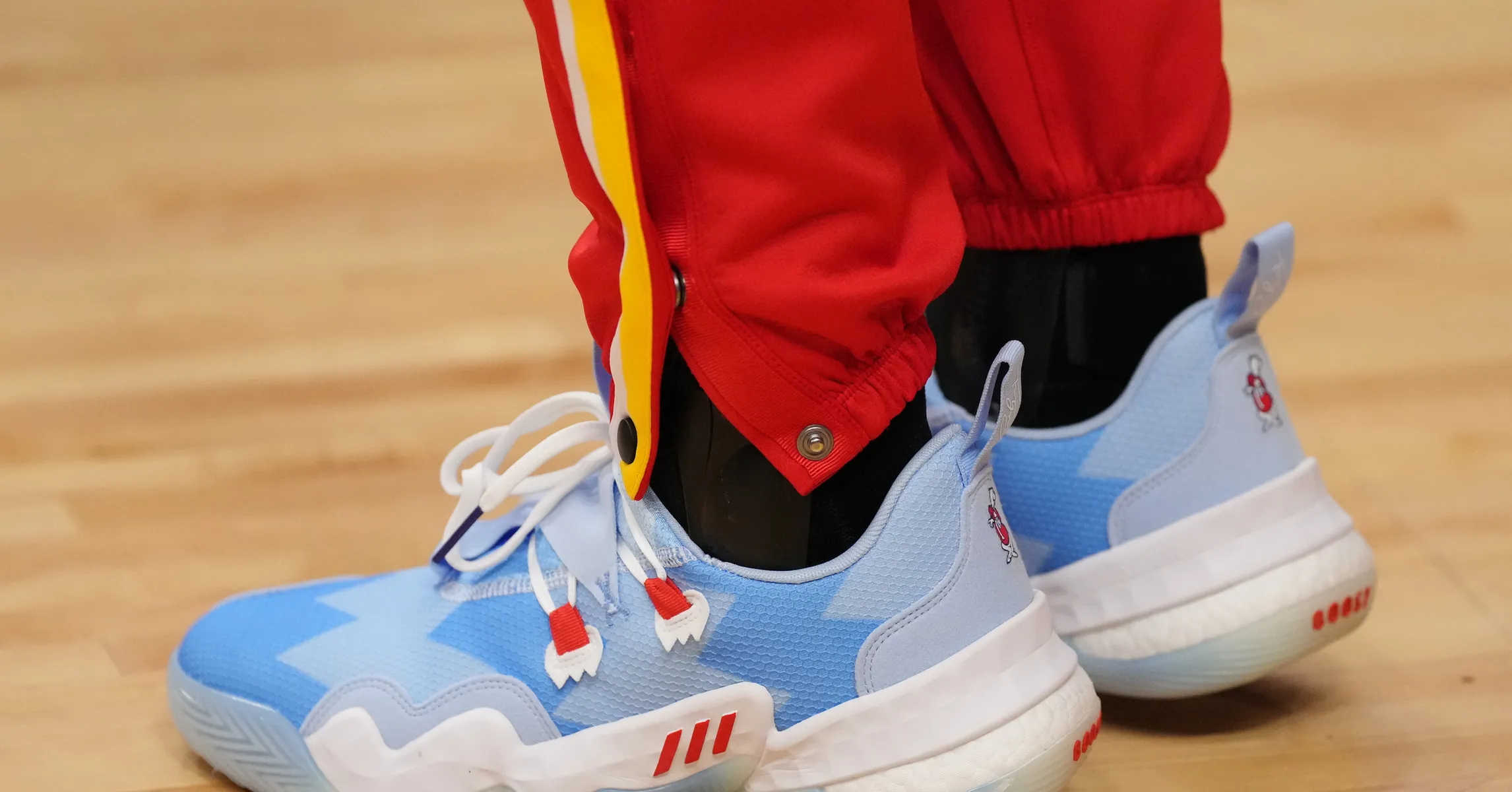 trae young adidas signature shoe