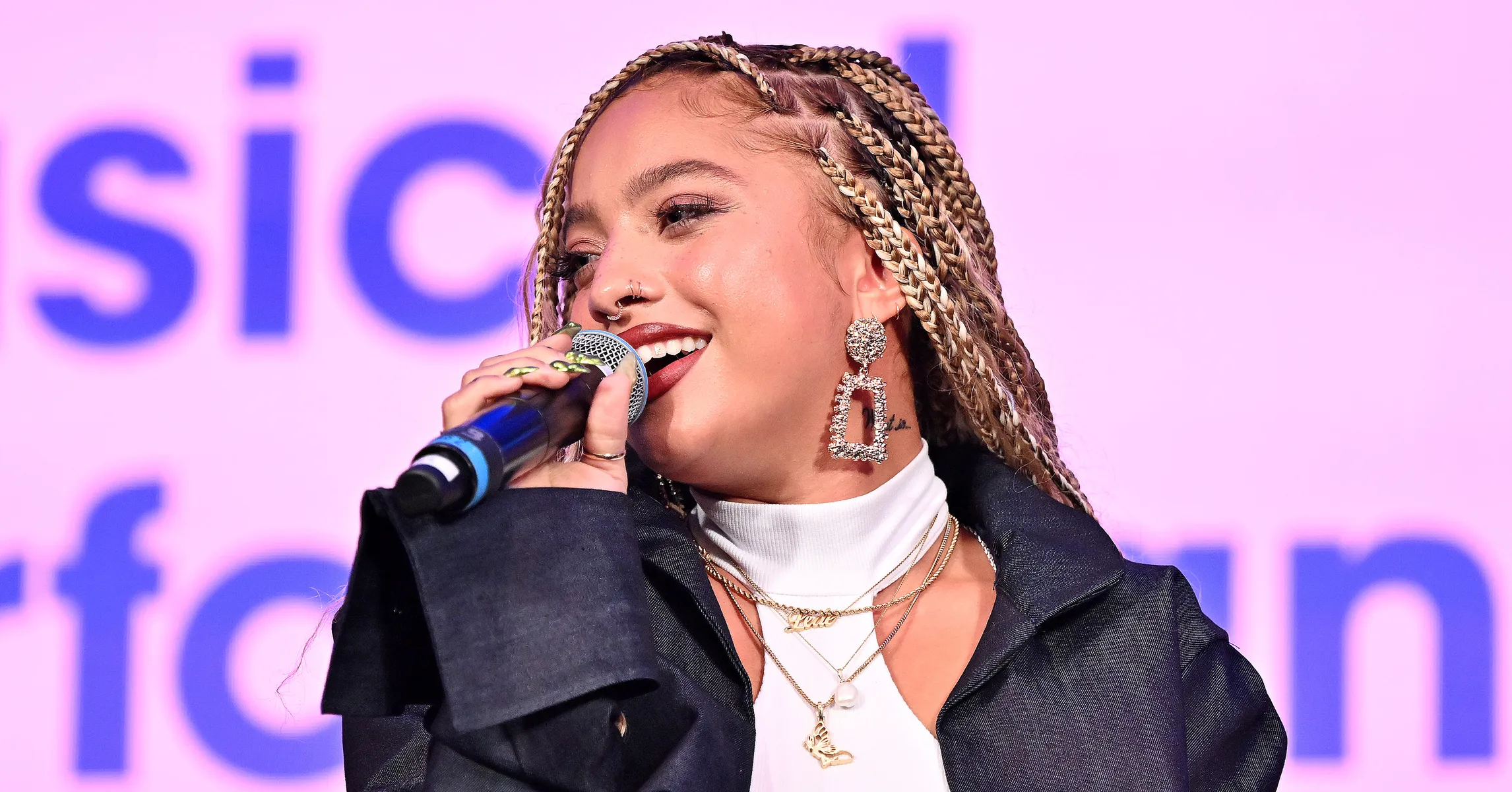 Who Is Kiana Ledé? More About The "Deeper" Singer