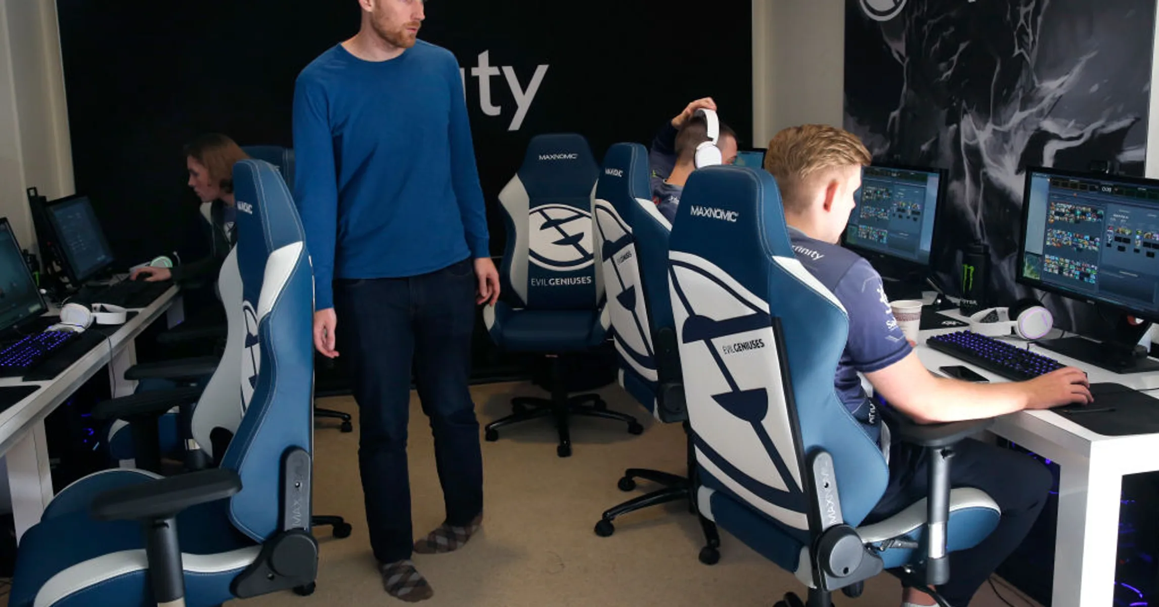 LCS Strike Teams Sign Players, Union Cancels Interviews