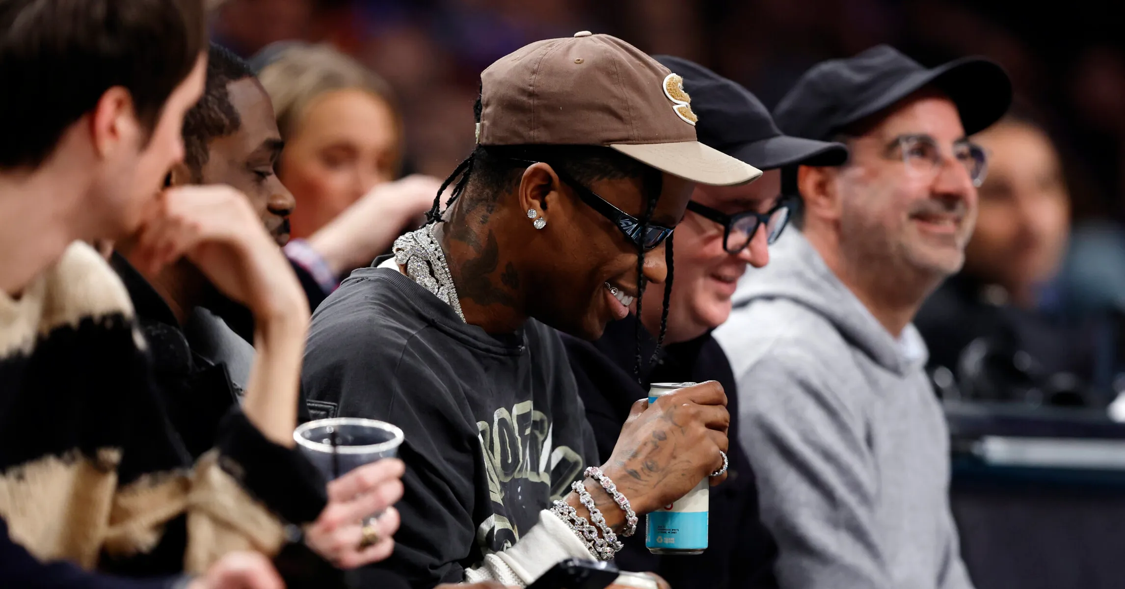 travis scott dunk tear away