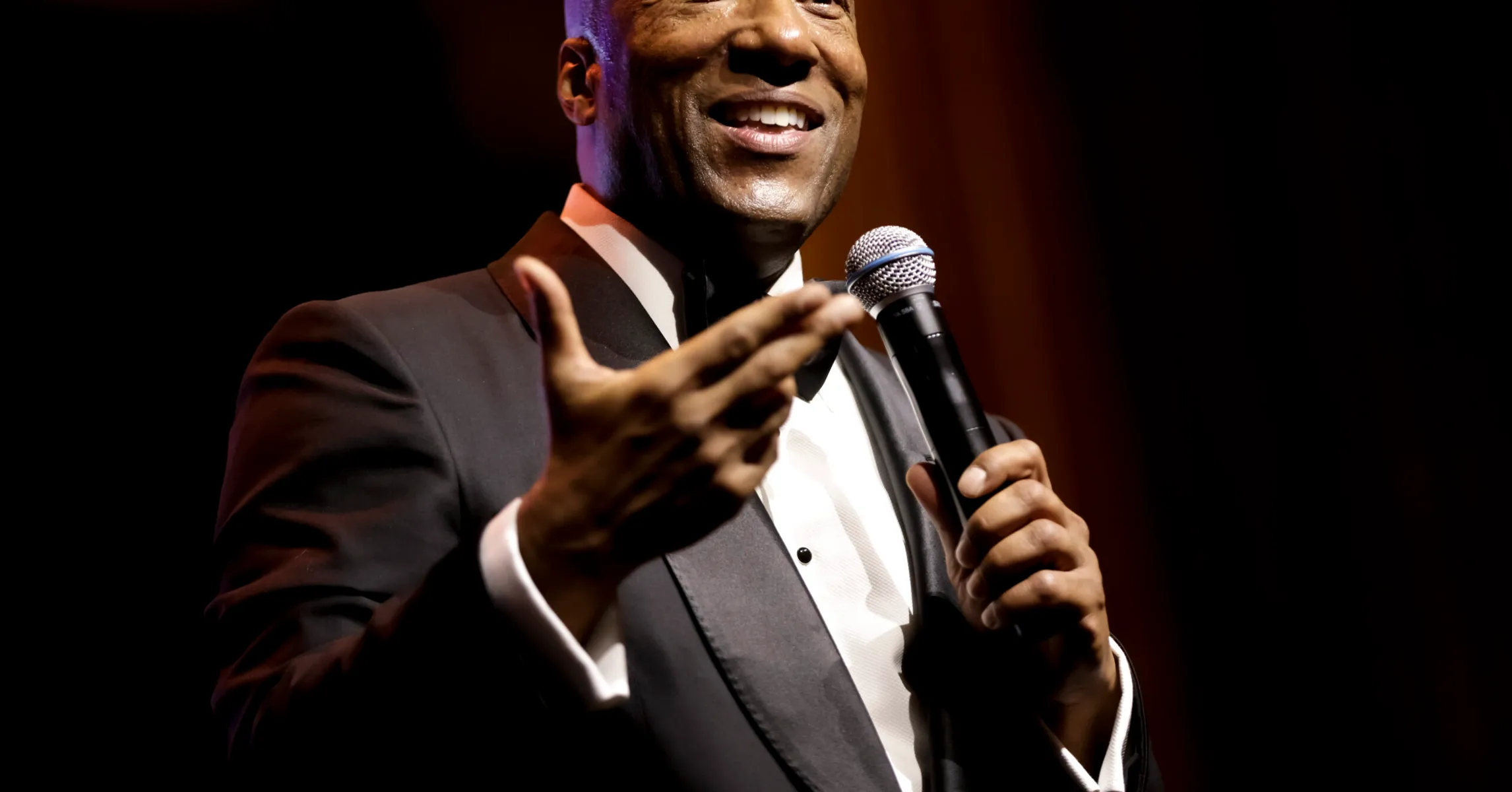 Byron Allen Net Worth 2023 What Is The Businessman Worth 