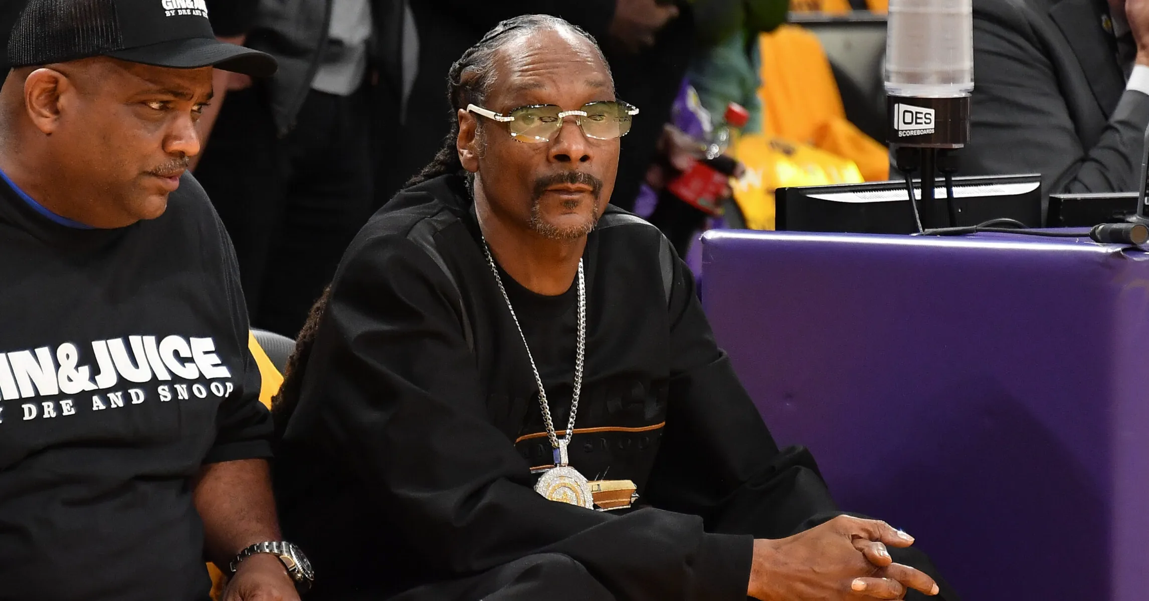 Snoop Dogg Apparently Co Signs Drake S Kendrick Lamar Diss With His A I
