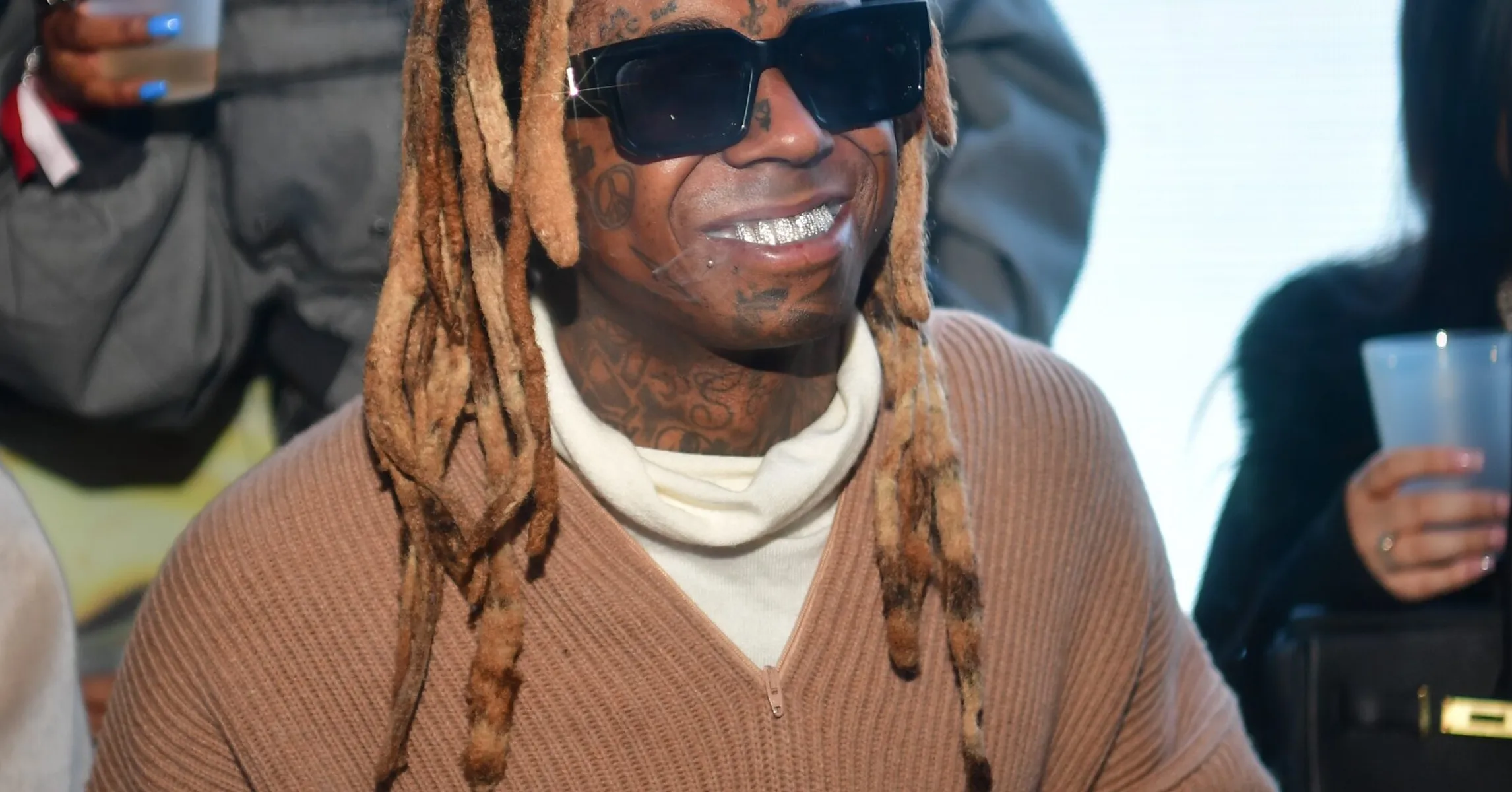 Lil Wayne Teases New Music As Fans Call Out Apple Music's Top 100 ...