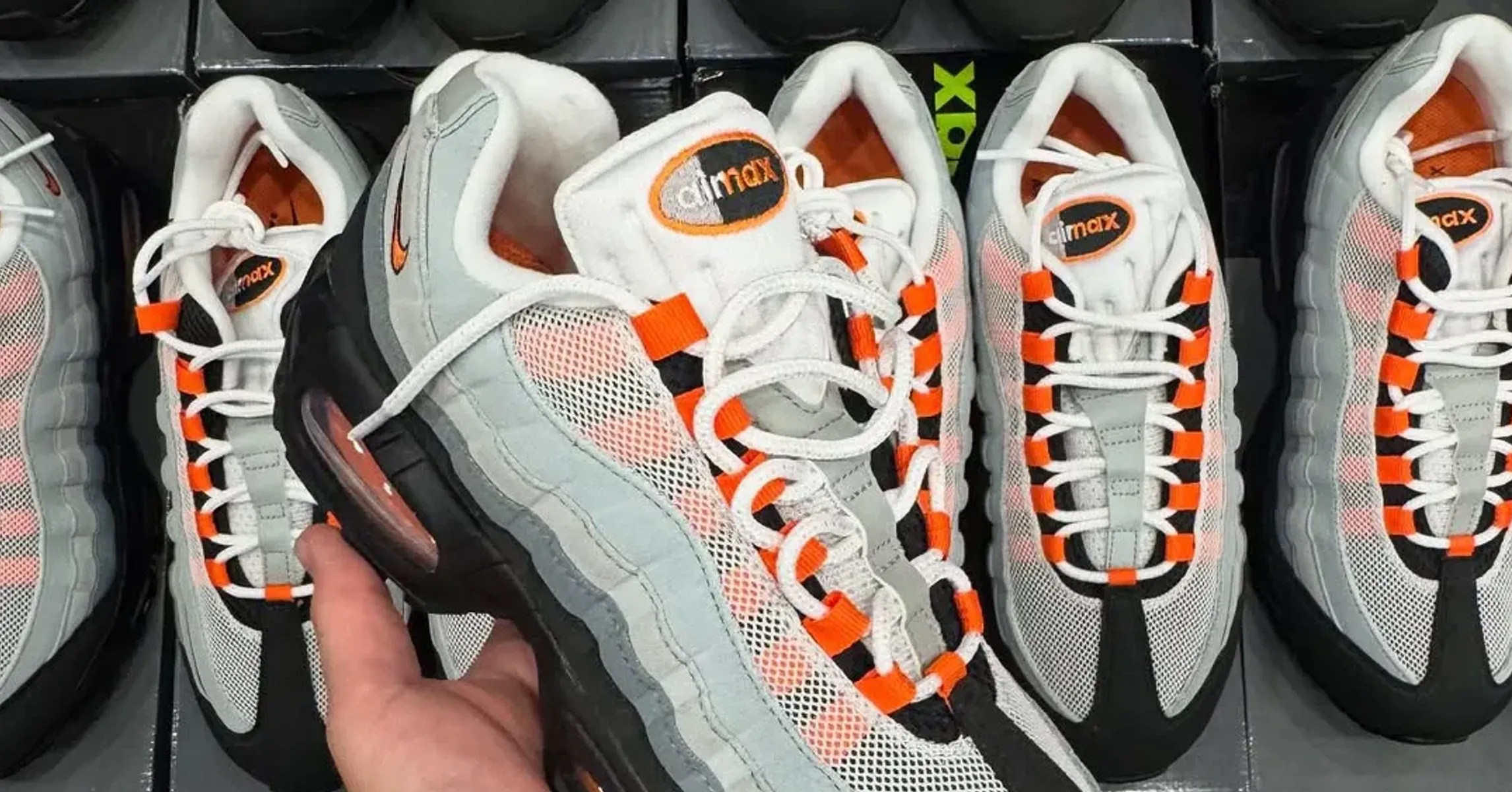 Nike Air Max 95 OG “Bright Mandarin” Celebrates 30th Anniversary 
