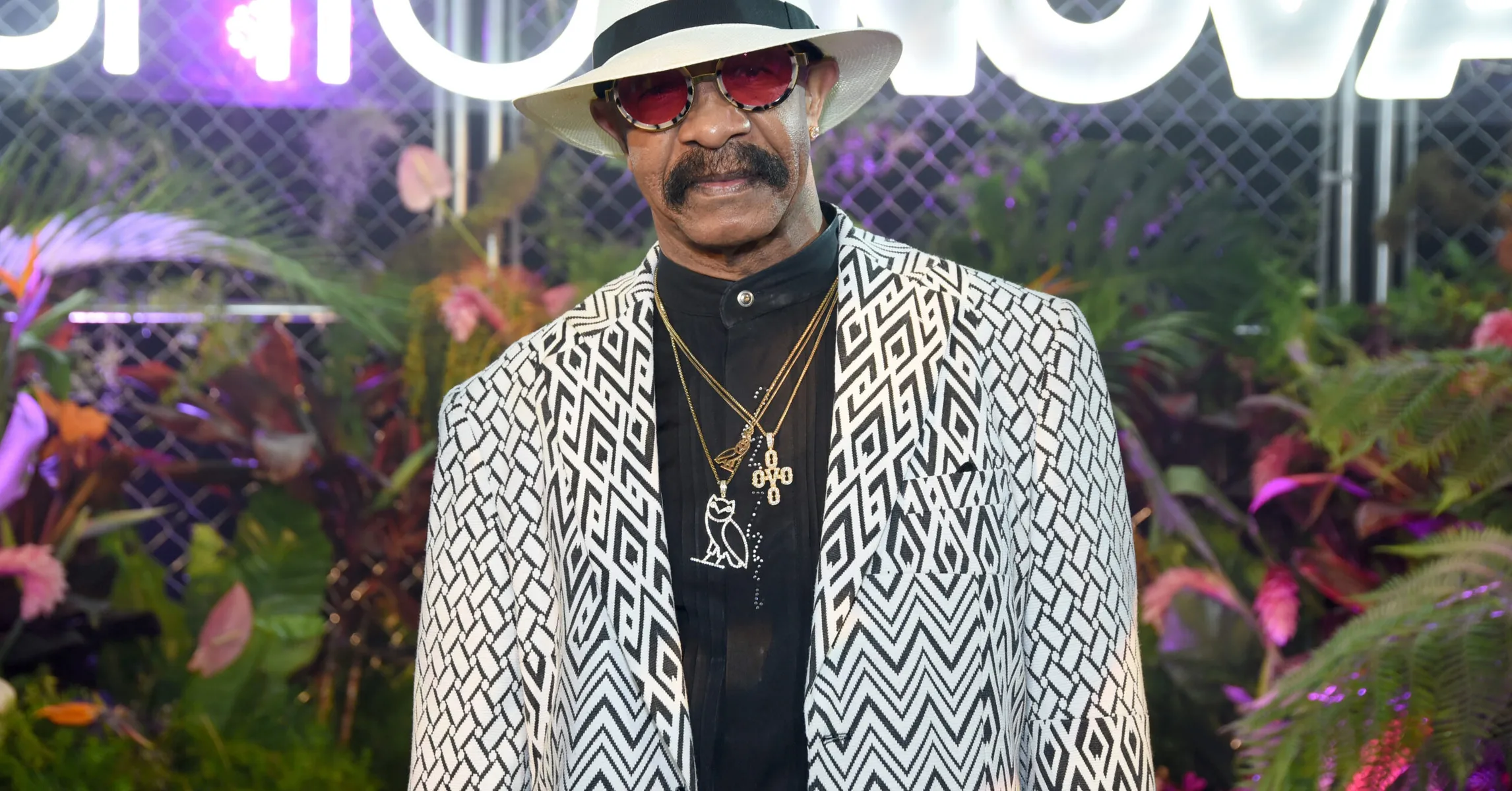 Drake Reveals His Father Dennis Graham Has Cancer On New "ICEMAN" Track - HotNewHipHop image
