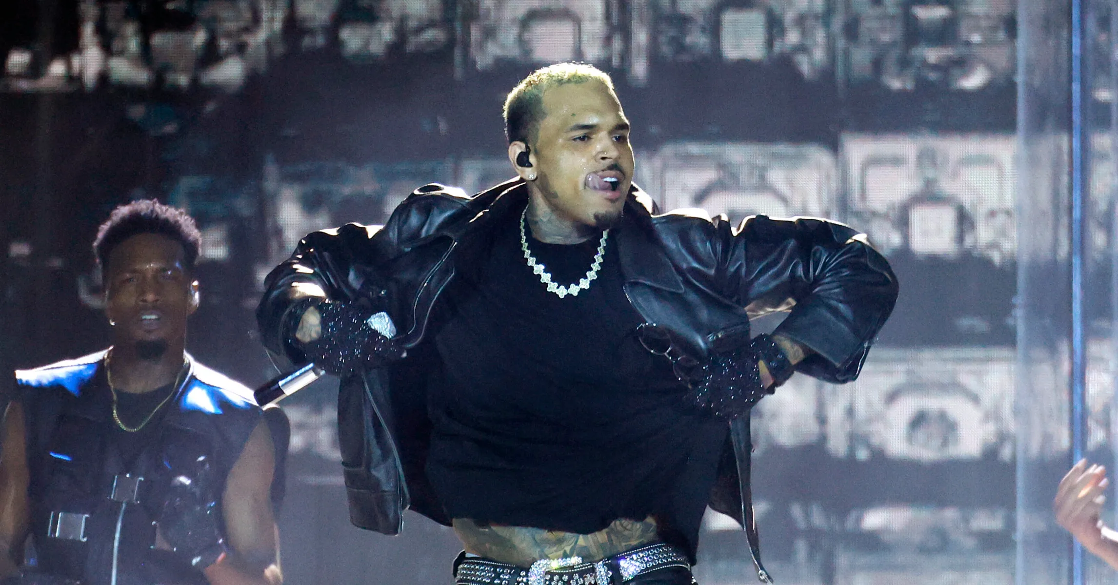Chris Brown Laces Up The Air Jordan 7 “Miro” In Toronto