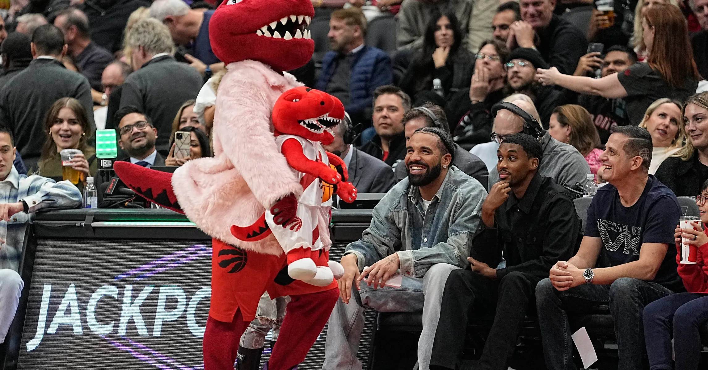 Drake Capitalizes On “FOMO” Hype By Dethroning Bad Bunny On Spotify