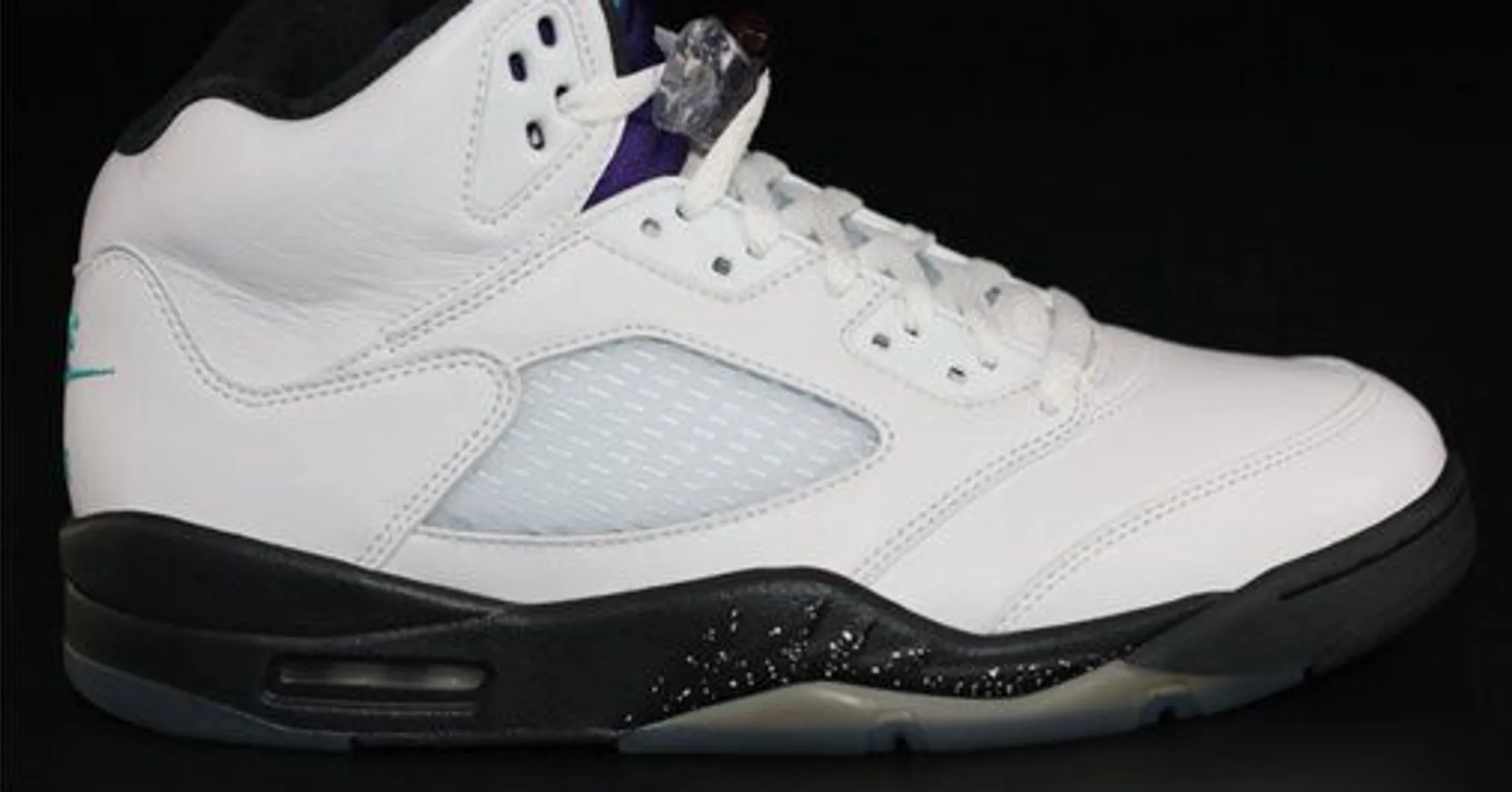 Very Rare Air Jordan 5 OG “Grape” Pattern Sample Surfaces
