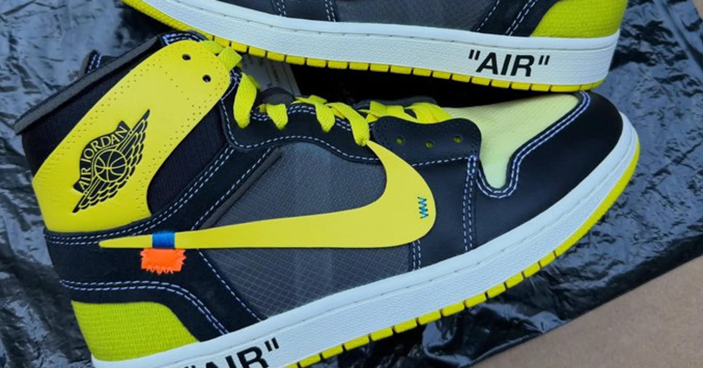 Very Rare Unreleased Off-White x Jordan 1 Sample Surfaces