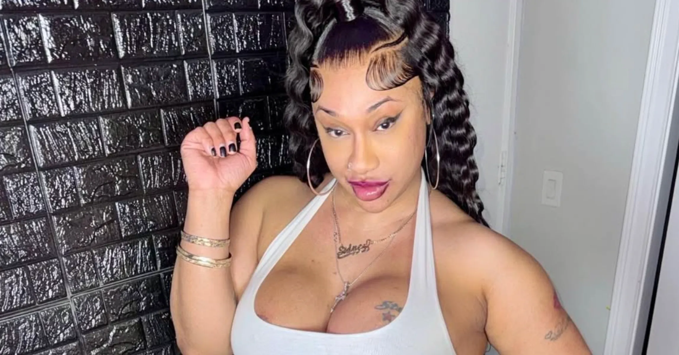 Sidney Starr Claims Fame Is Making Jail More Difficult