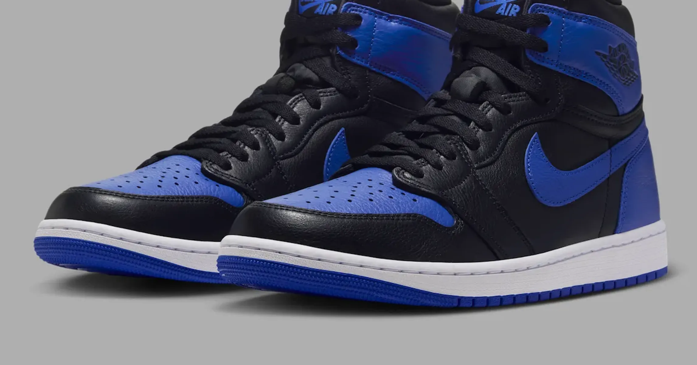 The “Royal” Air Jordan 1’s Special Packaging Revealed