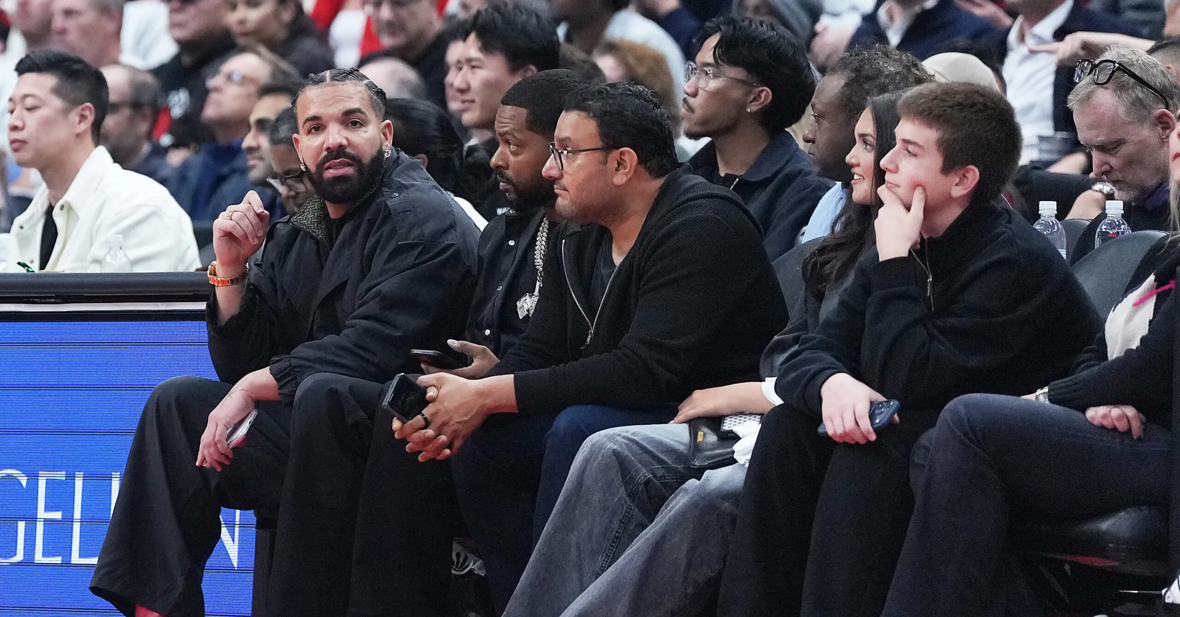 Drake Heaps Praise Upon Bow Wow During 40th Birthday Party